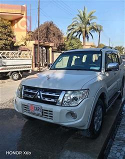 ميتسوبيشي باجيرو